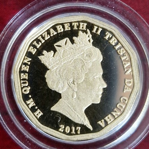 104 - An Elizabeth II 2017 quarter sovereign.