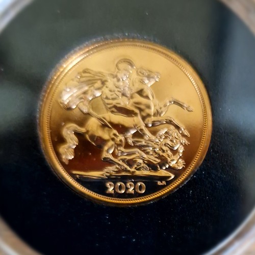 117 - Elizabeth II sovereign, 2020.