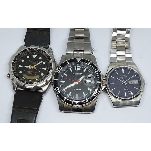 65 - Three watches: Casio quartz alarm chronograph, Sekonda and Seiko quartz.