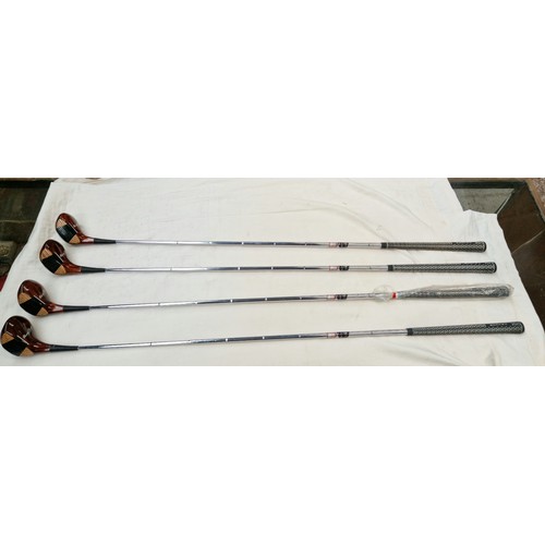 110 - A set of Christy O'Connor right handed Golf Clubs with bag