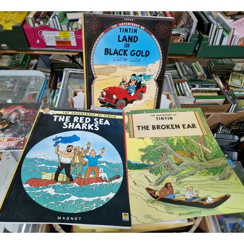 421 - 20 assorted Tintin books by Magnet & Mammoth