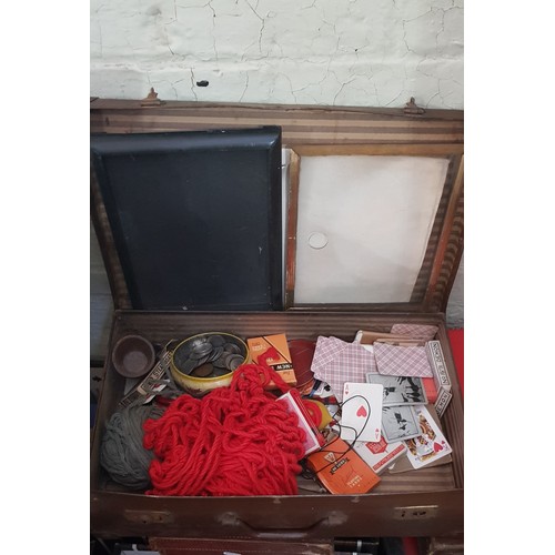 598 - A large collection of magician's equipment, tricks, accessories and books, from the estate of the la... 