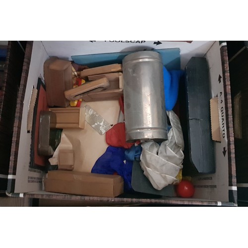 598 - A large collection of magician's equipment, tricks, accessories and books, from the estate of the la... 