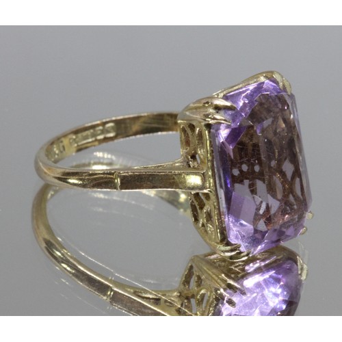 34 - A hallmarked 9ct gold amethyst ring, gross weight 3.6g, size J.