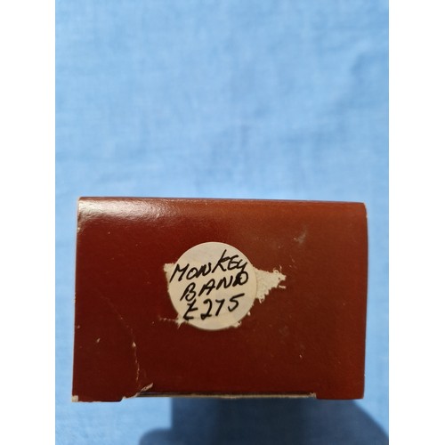 570 - A box of assorted Hantel Victorian Miniatures models.