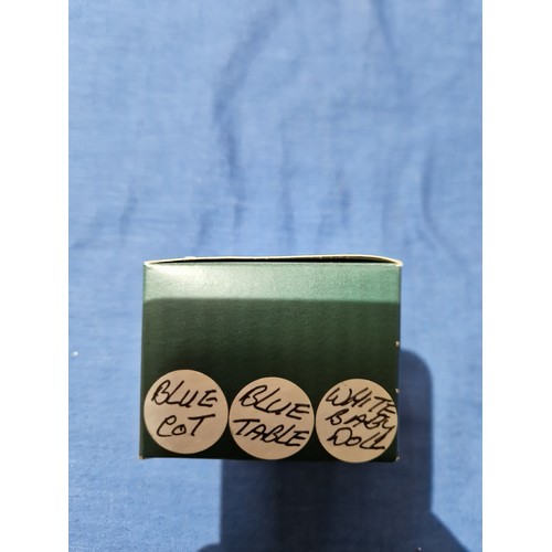 570 - A box of assorted Hantel Victorian Miniatures models.