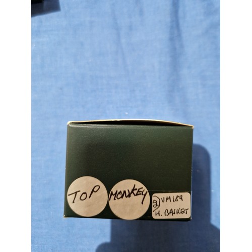 571 - A box of assorted Hantel Victorian Miniatures models.