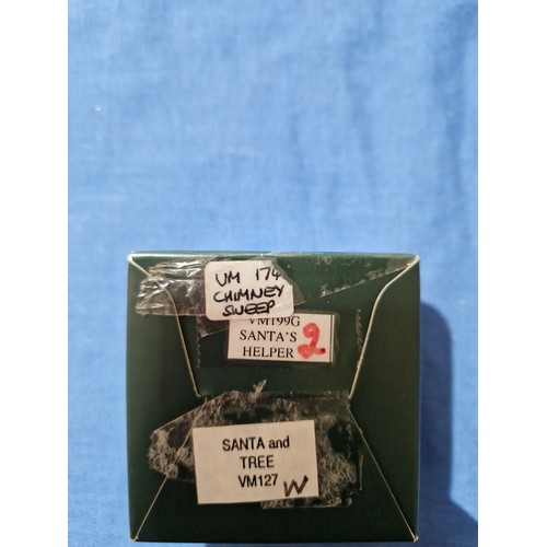 571 - A box of assorted Hantel Victorian Miniatures models.