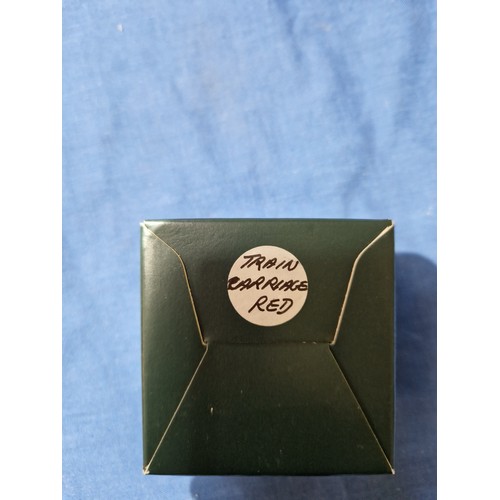 571 - A box of assorted Hantel Victorian Miniatures models.