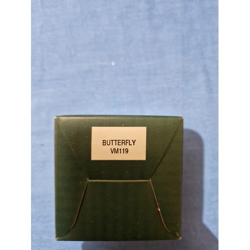 574 - A box of assorted Hantel Victorian Miniatures models, together with a stand and bound volumes of The... 