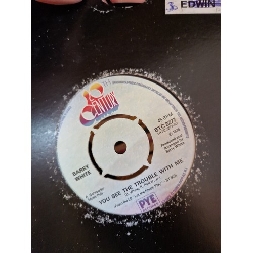 282 - An Adda metal flight case containing over 400 45s, soul, funk & disco.