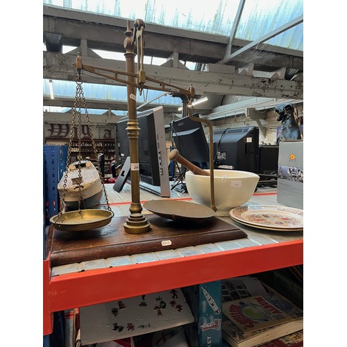 296 - A mixed lot comprising a set of vintage balance scales, a mortar and pestle and a pair of Spode plat... 