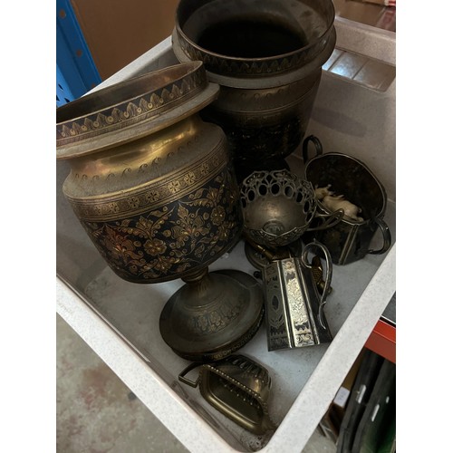 431 - A box containing 2 brass urns, plated items  etc