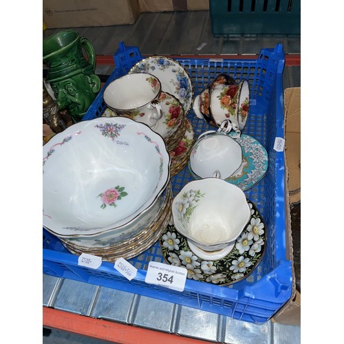 354 - 23 pieces of Royal Albert bone china including Old Country Roses, Enchantment and Moonlit Rose, an A... 