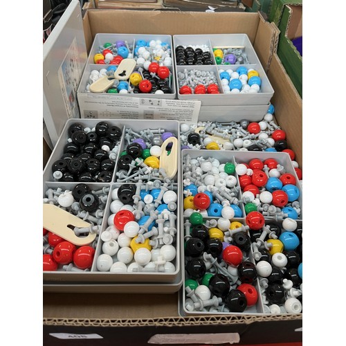 408 - A box of molecular model kits/parts