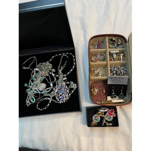 540 - Two boxes of costume jewellery including necklaces, pendants, rings, Canadian leather jewellery box,... 