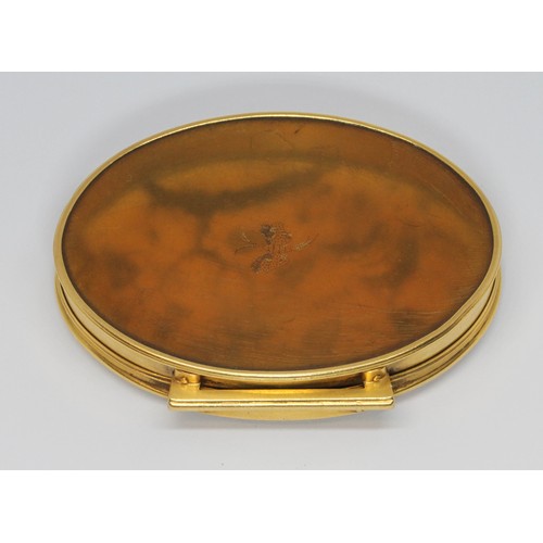 250 - An early 18th century gold and pique inlaid tortoiseshell snuff box, presented by Jonathan Swift (16... 