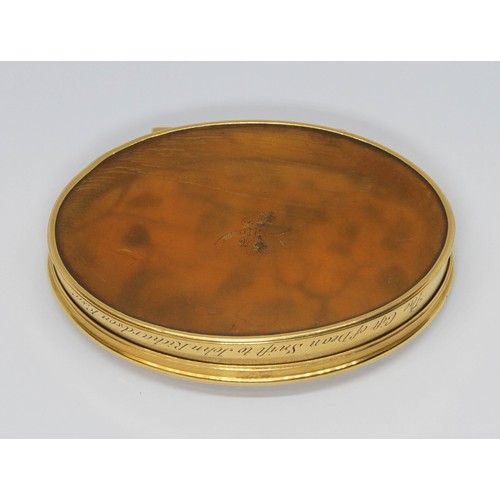 250 - An early 18th century gold and pique inlaid tortoiseshell snuff box, presented by Jonathan Swift (16... 