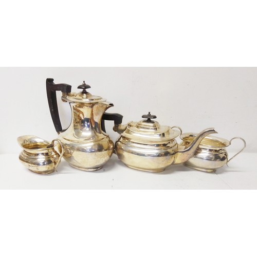 264 - A George VI silver tea service, Viner's, Sheffield 1951, gross weight 60ozt.