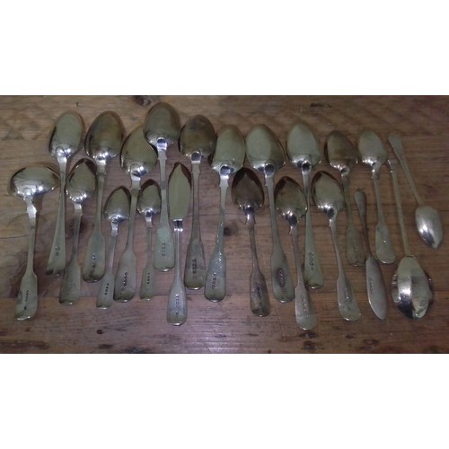 278 - Assorted silver spoons etc., various dates and makers, lengths 14.5cm to 22.5cm, weight 37ozt.