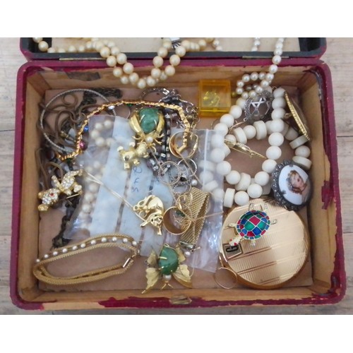 312 - A box of assorted jewellery, mainly costume, also including 9ct gold etc.