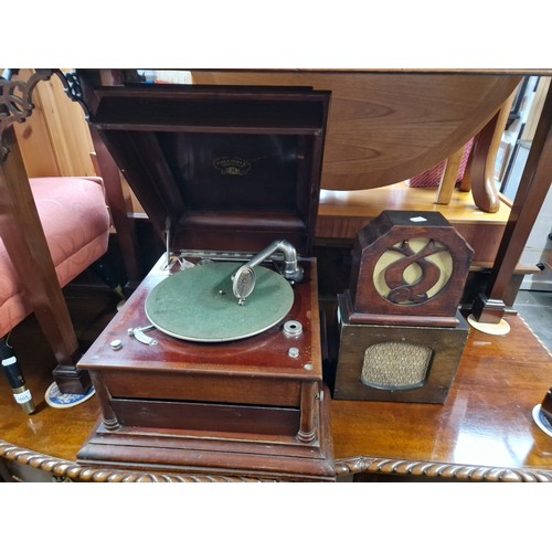 1006 - An antique Grafanola table top gramophone with Art Deco carved fish and Handy speakers.