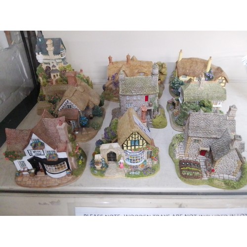 614 - Lilliput Lane - 4 shops Sweets & Treats, The Flower Basket, The Right Note & Cox’s Greengrocers toge... 