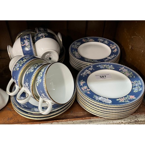 587 - Wedgwood ‘Blue Siam’ tea wares - approx 28 pieces