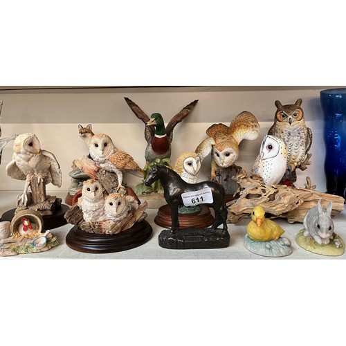 611 - 12 bird and animal figures including Border Fine Arts ‘Safe Outlook’ B0091 and ‘Barn Owl’ WB07 toget... 