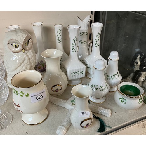 624 - 14 items of Irish porcelain and china by Belleek, Donegal, Royal Tara etc