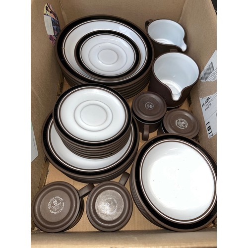 720 - Hornsea Contrast diner ware - approx 32 pieces