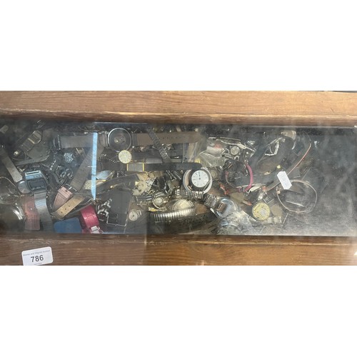 786 - A display case of mixed watches, ladies and gents wristwatches, pocketwatches, spares, etc, vintage ... 