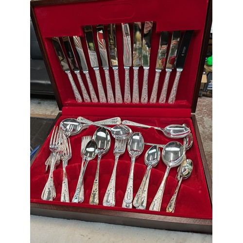 500 - A silver plated canteen of cutlery.