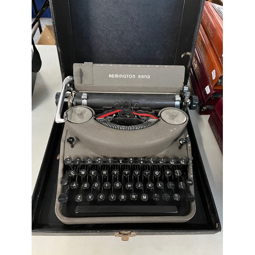 460 - A vintage Remmington Rand Noiseless typewriter in case.