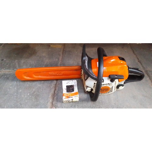 432 - A Stihl MS181 petrol chainsaw.