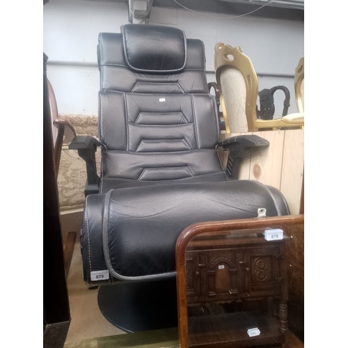 879 - A Rocker gaming chair.