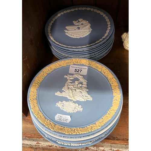 527 - Wedgwood jasper wares - 8 Mother’s Day plates (earliest 1973, latest 1989) with 4 limited 	edition V... 