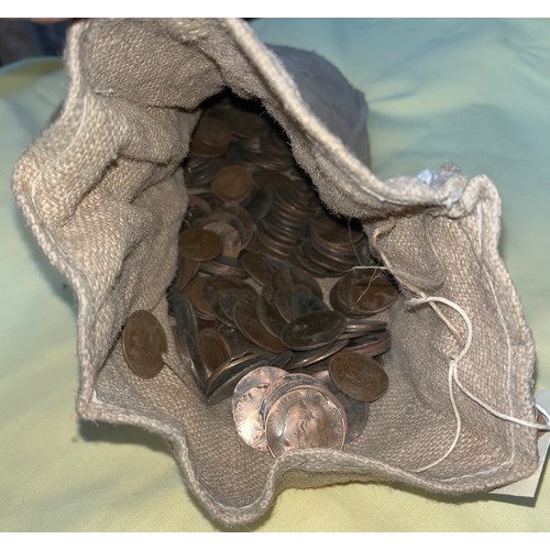 461 - A small sack of pre decimal pennies and halfpennies