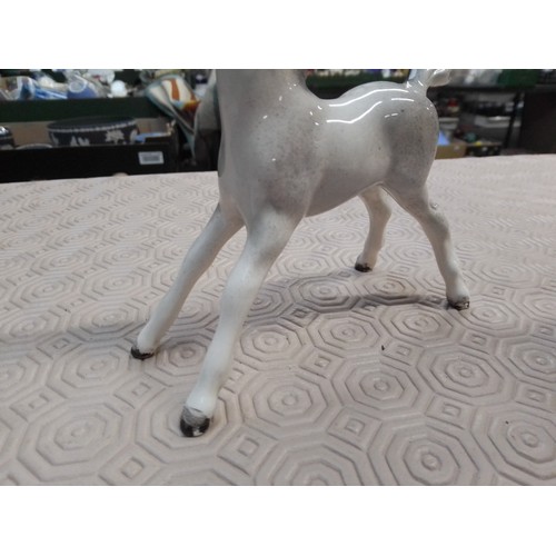 540 - 5 dappled grey Beswick horse figures - tallest 14cm, smallest appx 8 cm