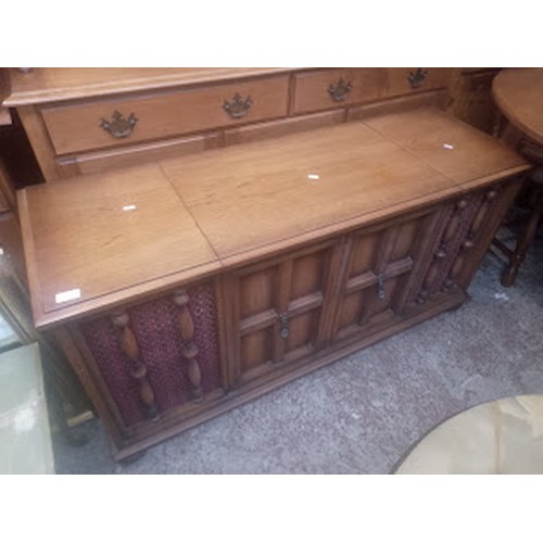 971 - Various items of furniture; two dressers, radiogram, side cabinets, etc.