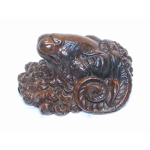 258 - A 19th century carved wood snuff mull, possibly Scottish, modelled as a ram's head with bright cut e... 