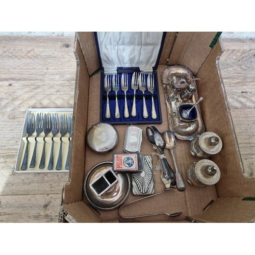 330 - A mixed lot of silver, white metal and plated-ware including a stamps / cards case, snuff box, match... 