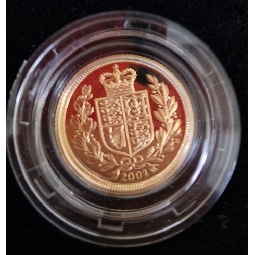 311 - The Royal Mint, the 2002 United Kingdom Gold Proof Four-Coin Sovereign Collection, 4 22ct gold coins... 