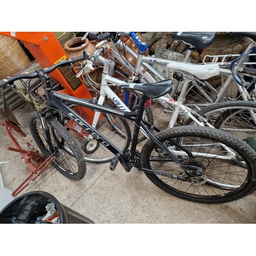 237 - A Carrera Vengeance mountain bike, 26