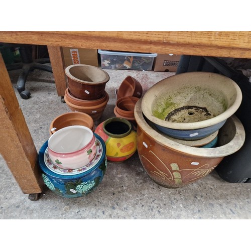 250C - Various ceramic planters including terracotta, glazed, etc.