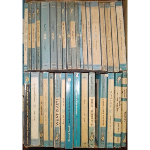 203 - Pelican Books, a collection of approximately 157 paperbacks, circa 1940s and later including war tim... 