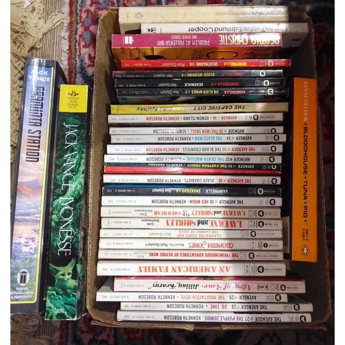 220 - A large quantity of assorted paperbacks, including science, fiction, fantasy, crime etc., etc., vari... 