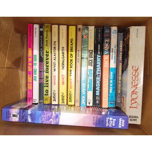 220 - A large quantity of assorted paperbacks, including science, fiction, fantasy, crime etc., etc., vari... 