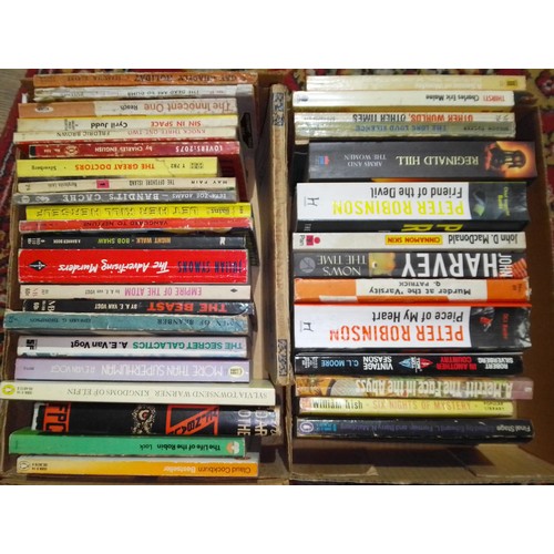 220 - A large quantity of assorted paperbacks, including science, fiction, fantasy, crime etc., etc., vari... 