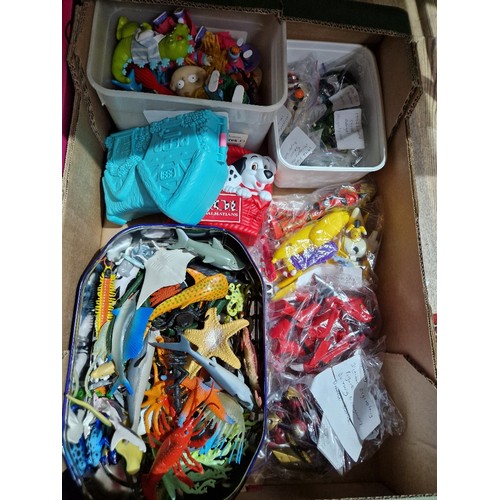 398 - A box of toys comprising 5 Digimon figures (Bandai 2001/02), a tin of sea creatures, 5 Bluebird Migh... 